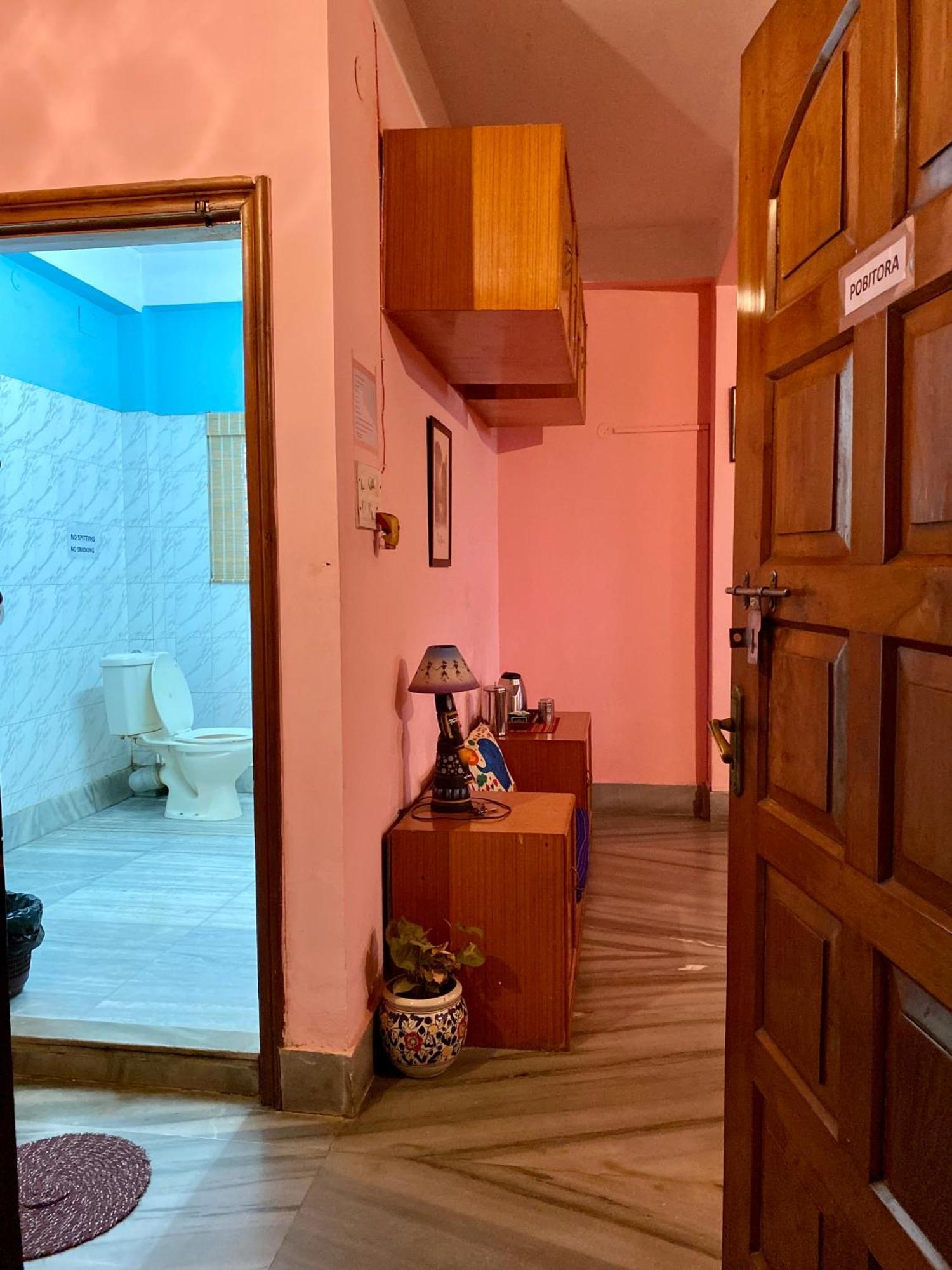 Assam Home Hostel Project Guwahati Rum bild